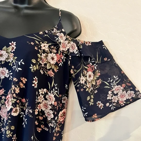 BLUE Floral Cold Shoulder Top - Picture 3 of 5